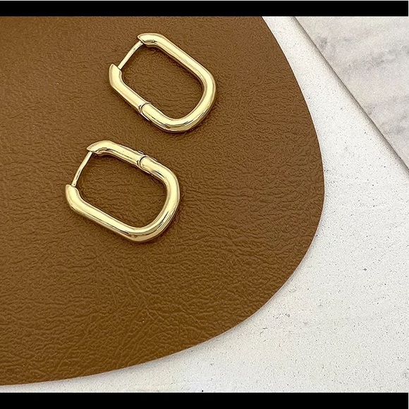 geometric earrings - Picture 4 of 5